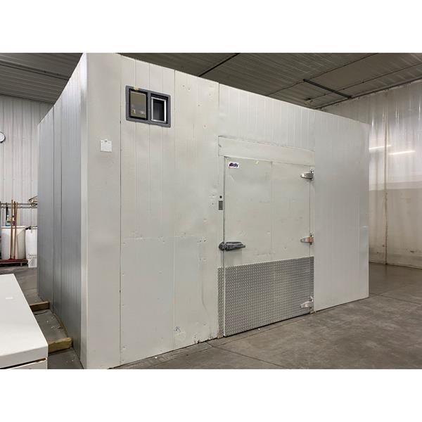 11&#39;7&quot; x 15&#39;5&quot; x 10&#39;2&quot;H Bally Walk-in Cooler