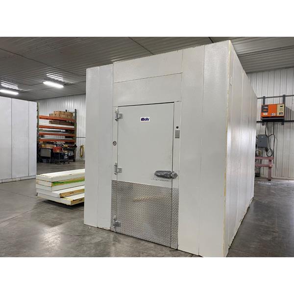 7&#39;9&quot; x 12&#39;7&quot; x 9&#39;2&quot;H Bally Walk-in Cooler or Freezer