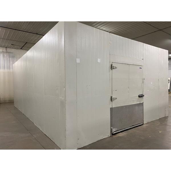 17&#39;4&quot; x 26&#39;11&quot; x 10&#39;2&quot;H Bally Walk-in Cooler