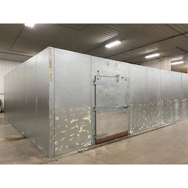 26&#39; x 32&#39; x 9&#39;6&quot;H Crown-Tonka Walk-in Cooler or Freezer