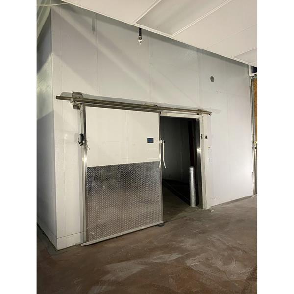 20&#39; x 20&#39;10&quot; x 16&#39;H KPS Drive-in Cooler