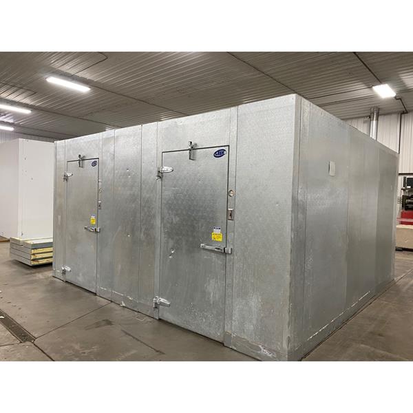 14&#39;6&quot; x 14&#39;10&quot; x 8&#39;2&quot;H Leer Combo Cooler/Freezer