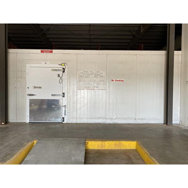 23&#39;1&quot; x 48&#39; x 9&#39;9&quot;H Bally Walk-in Freezer with Floor