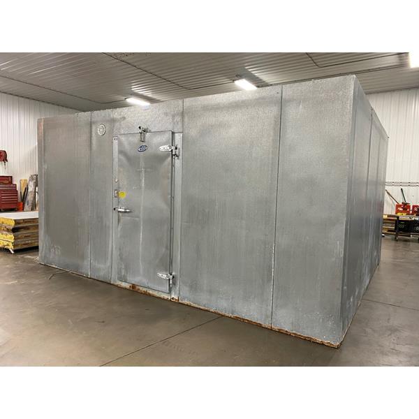 14&#39; x 16&#39; x 8&#39;H CCI Walk-in Freezer with Floor