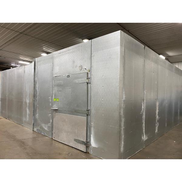 27&#39;10&quot; x 29&#39;5&quot; x 9&#39;11&quot;H Crown-Tonka Walk-in Cooler