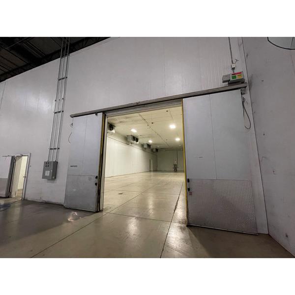 10&#39; x 12&#39;H Electric Sliding Bi-part Cooler Door