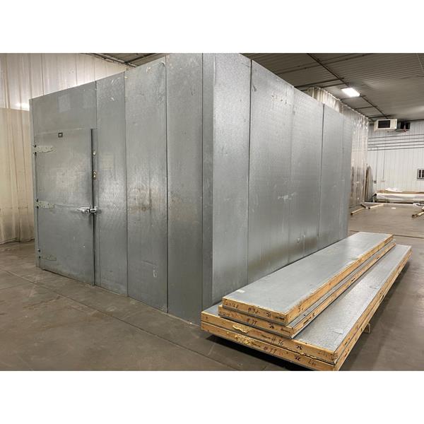 12&#39;5&quot; x 16&#39; x 9&#39;H Crown-Tonka Walk-in Cooler