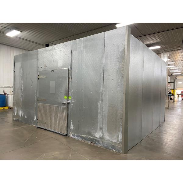 16&#39; x 18&#39;9&quot; x 9&#39;11&quot;H Crown-Tonka Walk-in Cooler