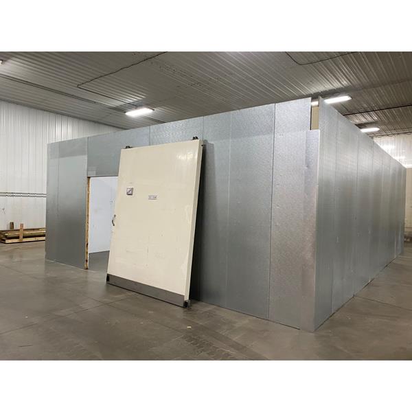 22&#39; x 30&#39; x 9&#39;4&quot;H Crown-Tonka Walk-in Cooler