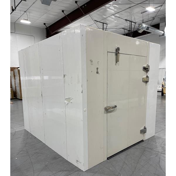 8&#39;3&quot; x 9&#39;10&quot; x 8&#39;H &quot;Scratch &amp; Dent&quot; Walk-in Cooler with new refrigeration (NC)