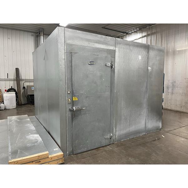 10&#39; x 11&#39; x 8&#39;6&quot;H CCI walk in cooler