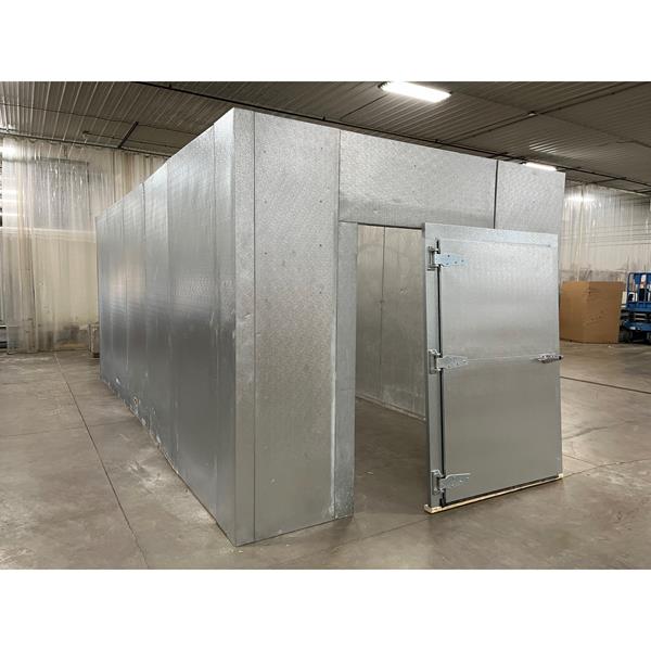 10&#39;6&quot; x 20&#39;11&quot; x 9&#39;H CCI walk-in cooler