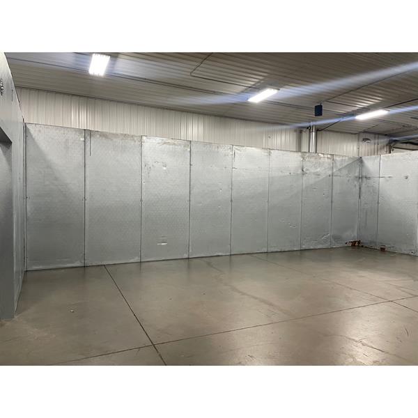 26'4" x 32' x 10'H Walkin Cooler or Freezer (one corner angled) (694