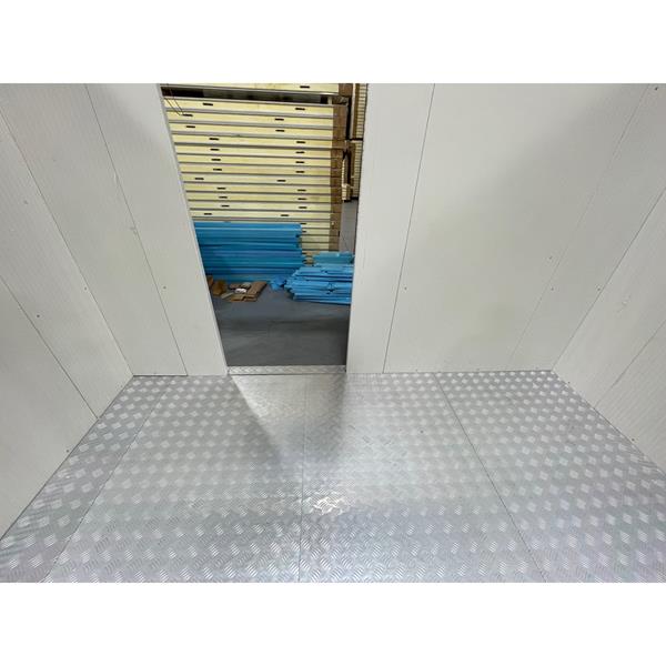 New 12' x 20' x 8'h Walkin Cooler with Floor (240 Sq. Ft.) Barr Commercial Refrigeration