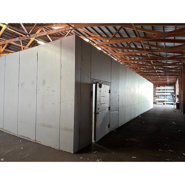 22&#39;11&quot; x 61&#39; x 12&#39;H Arctic Walk-in Cooler