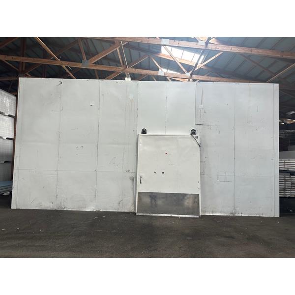 27&#39; x 36&#39; x 14&#39;H Eliason Walk-in Cooler