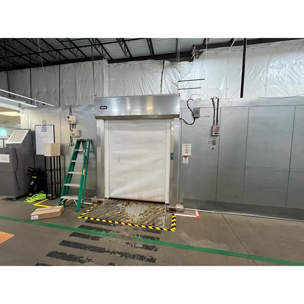 5&#39; x 7&#39; RollSeall High-Speed Roll-Up Cooler Door (#51)