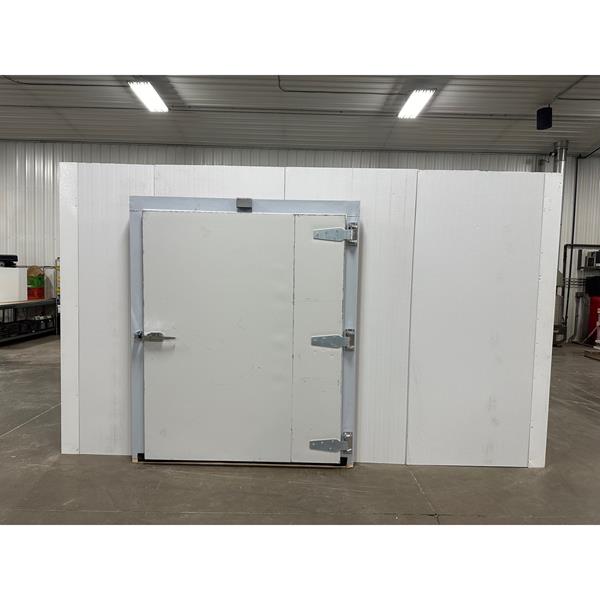 10&#39; x 13&#39;4&quot; x 8&#39;4&quot;H Greenspan Walk-in Cooler