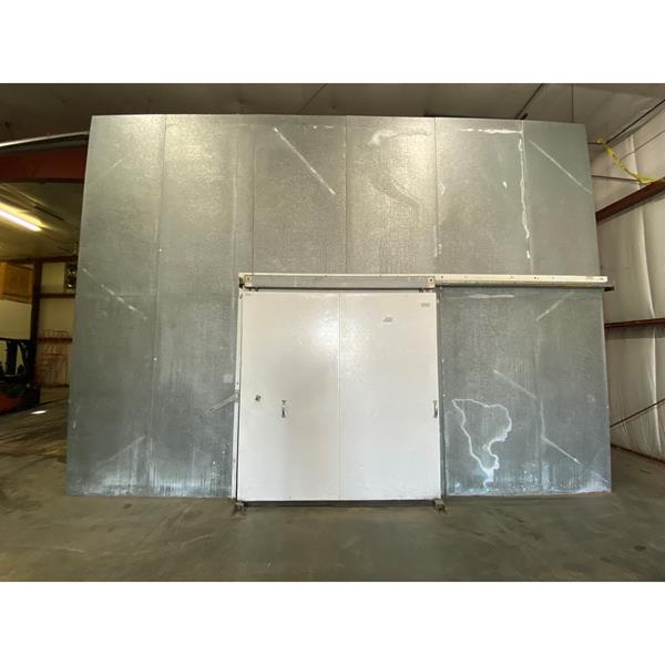 22&#39; x 30&#39; x 16&#39;H Crown-Tonka Walk-in Cooler