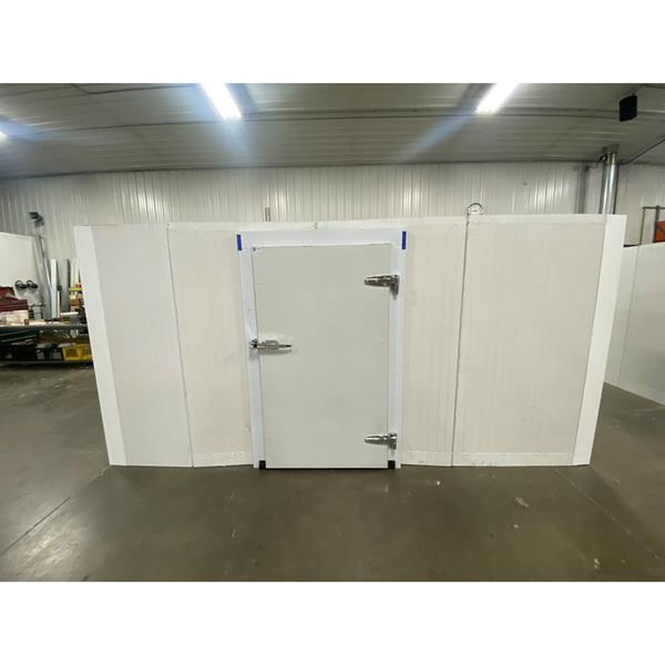 6&#39;4&quot; x 13&#39; x 6&#39;8&quot;H Walk-in Cooler