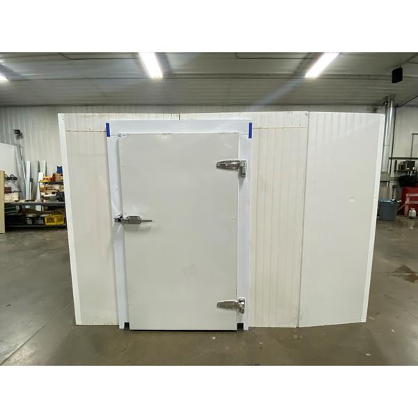 7&#39;8&quot; x 9&#39;1&quot; x 6&#39;8&quot;H Walk-in Cooler