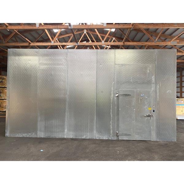 22&#39;7&quot; x 35&#39;6&quot; x 12&#39;H CCI Walk-in Cooler