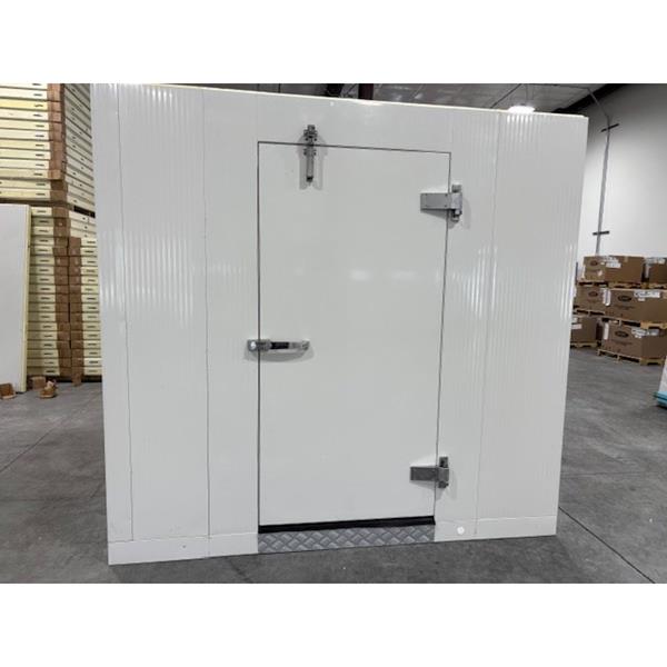 New Barr 8' x 8' x 8'2"H Walk-in Cooler with Floor 